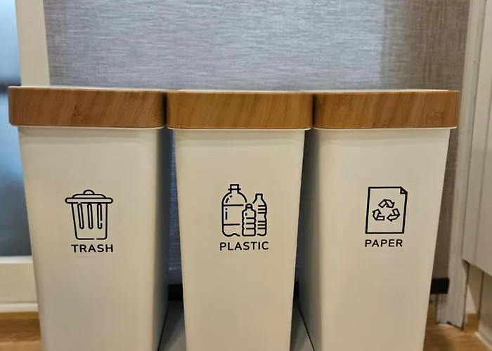 아파트 30평 프라이빗 감각적인 숙소, 넓은 거실, 신방화역에서 2분, 김포공항, 홍대 근처 *