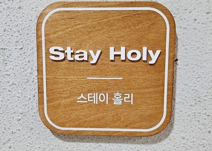 30평 프라이빗 감각적인 숙소, 넓은 거실, 신방화역에서 2분, 김포공항, 홍대 근처 *
